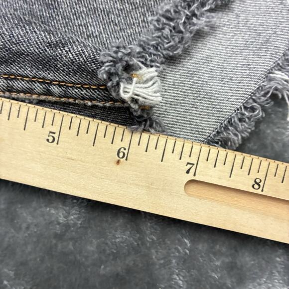 Levis 501 Jeans Shorts Men’s Sz.32 Black Straight Leg Button Fly Denim Classic - Picture 9 of 10